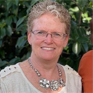 Meet your Posher, Scarlet